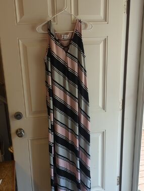Emma & Michele Diagonal Stripe V-Neck Maxi Dress in Pink, Gray and Black